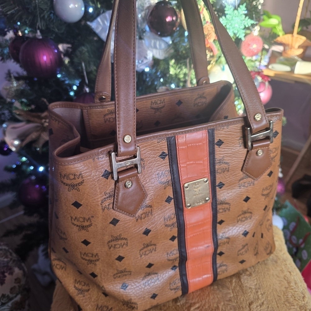 MCM Brown and Tan Tote Bag - Picture 4 of 10